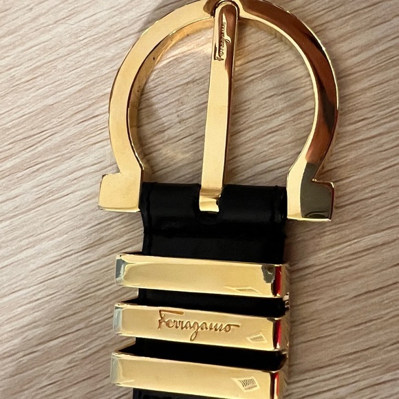 Ferragamo Black Belt 3553 - Picture 2 of 4